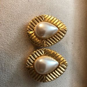 Richelieu Earrings